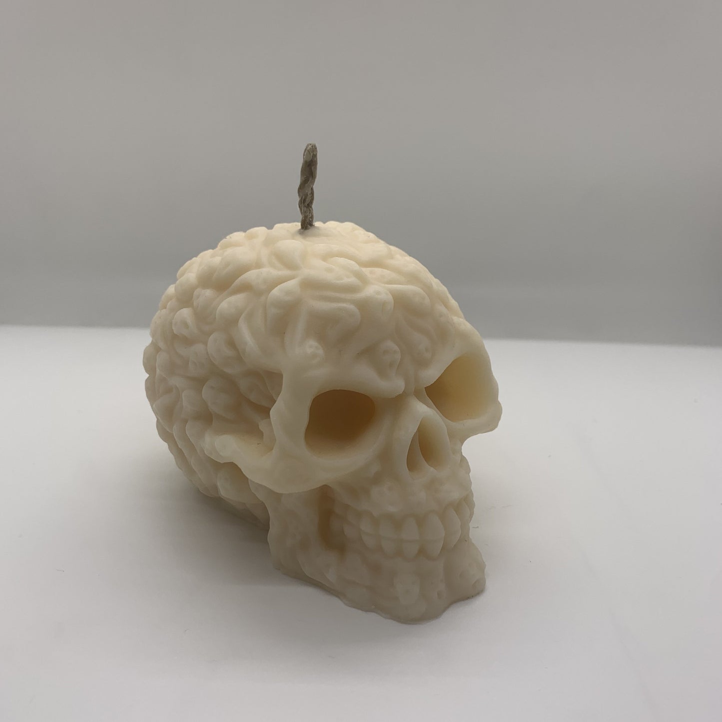 The Skull of Spirits Candle