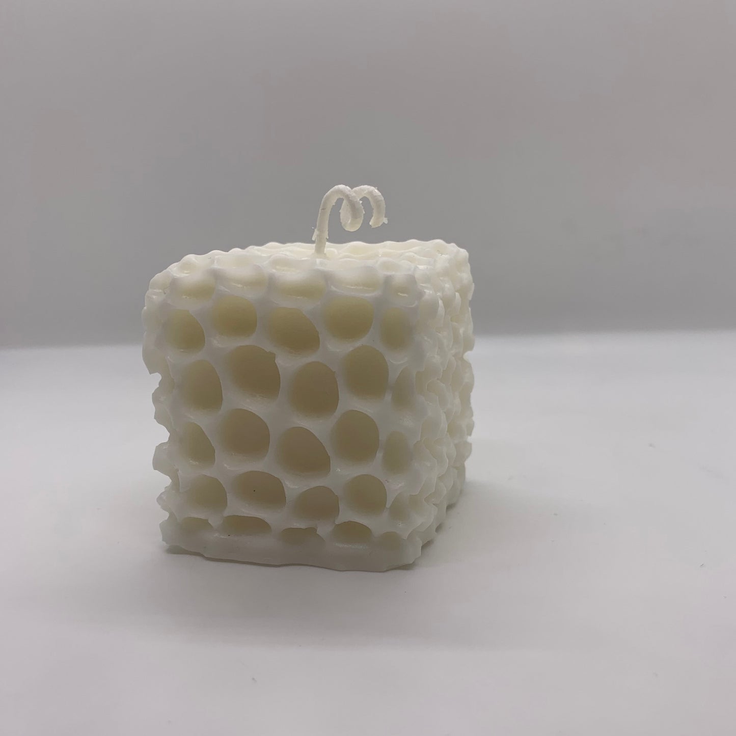 The Honeycomb Box Candle