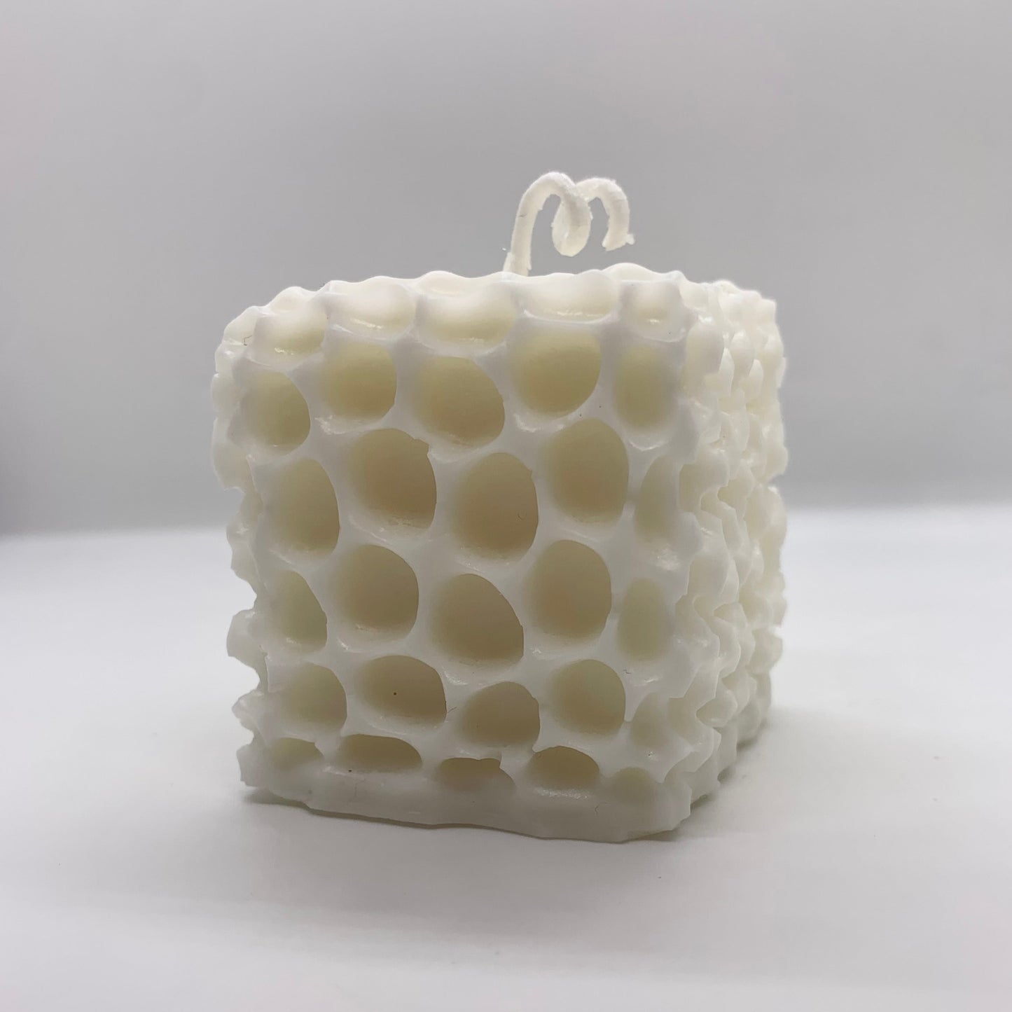 The Honeycomb Box Candle